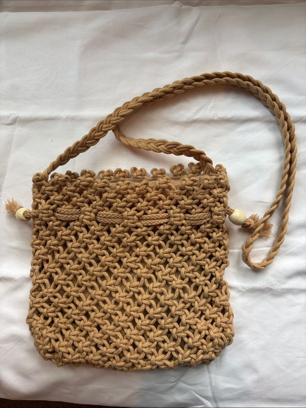 Handwoven Macramé Crossbody Bag in Tan